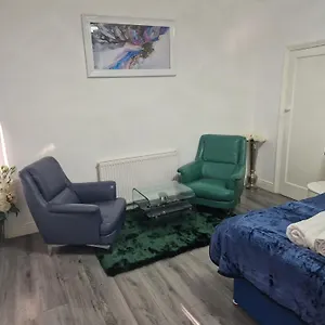  Guest house Highfields House - Free Wifi - Free Local Parking United Kingdom